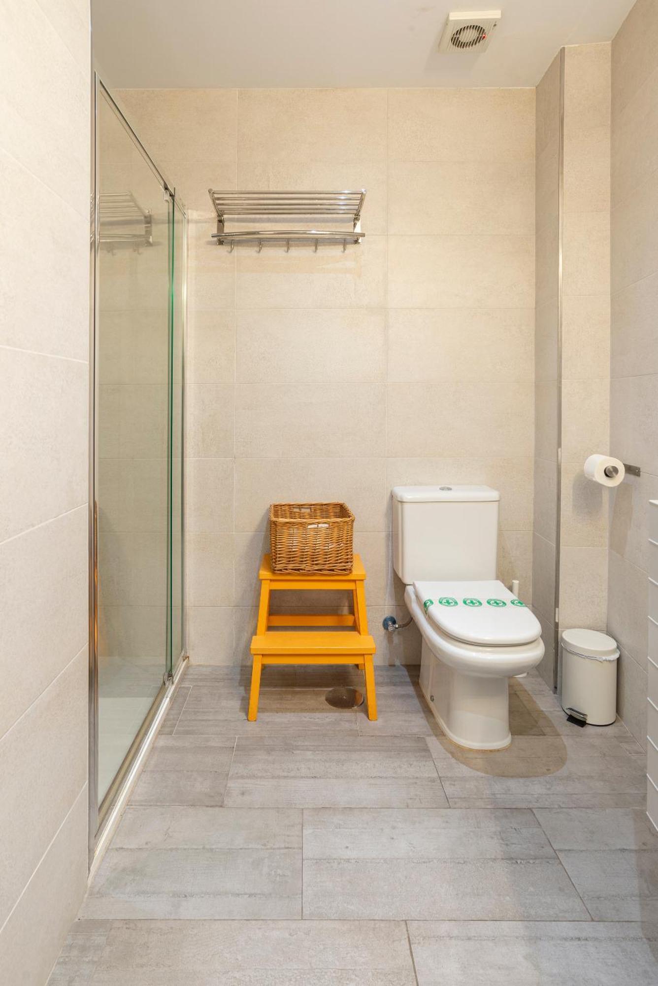 Andres Perez & Quiet Courtyard By Ele Apartments Málaga Exteriör bild