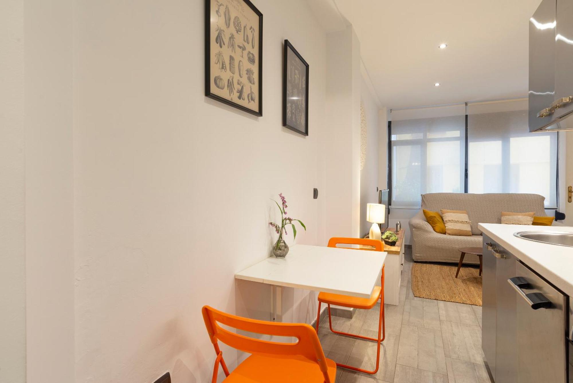 Andres Perez & Quiet Courtyard By Ele Apartments Málaga Exteriör bild